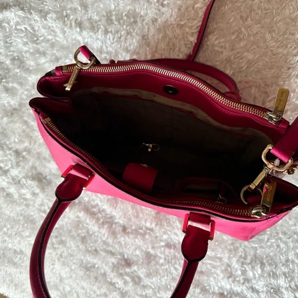 Michael Kors handbag and wallet - Picture 8 of 13